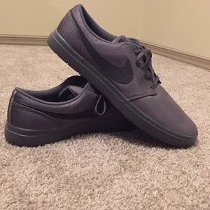 Nike SB Portmore ultralight shoes ( US size 13)